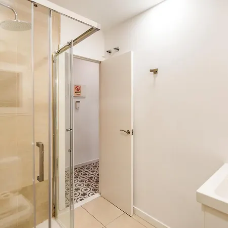 Flateli Rossello Apartamento *